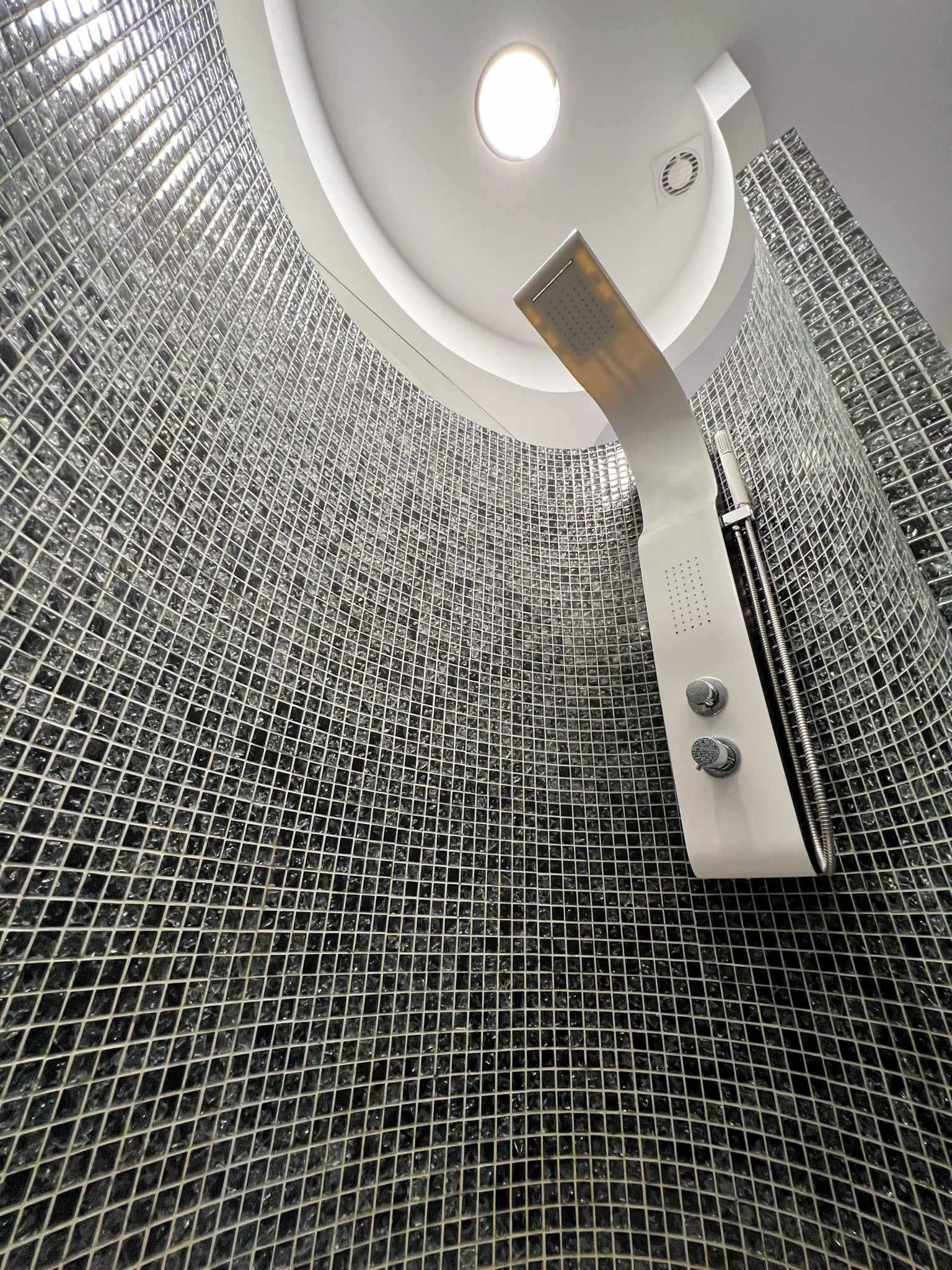 Romantyczny Apartament z Jacuzzi dla Par Love-Room Płock / Soczewka
