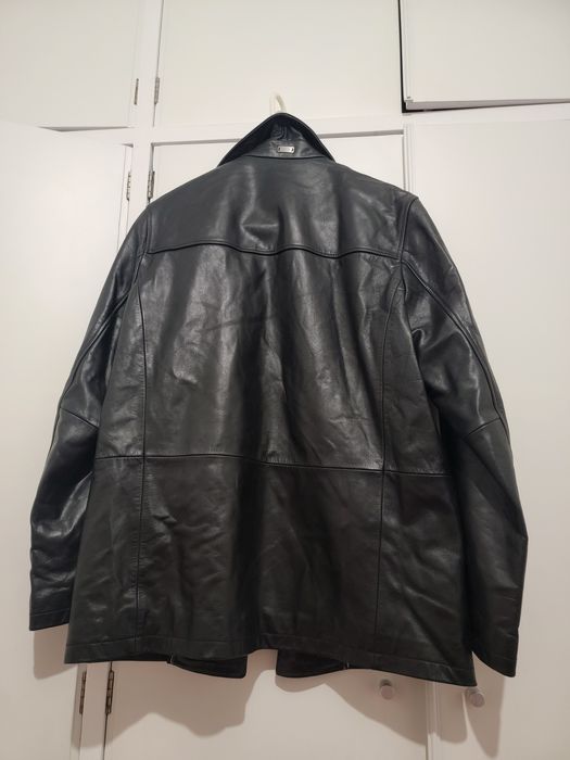 Blusão novo Hugo Boss original  em couro