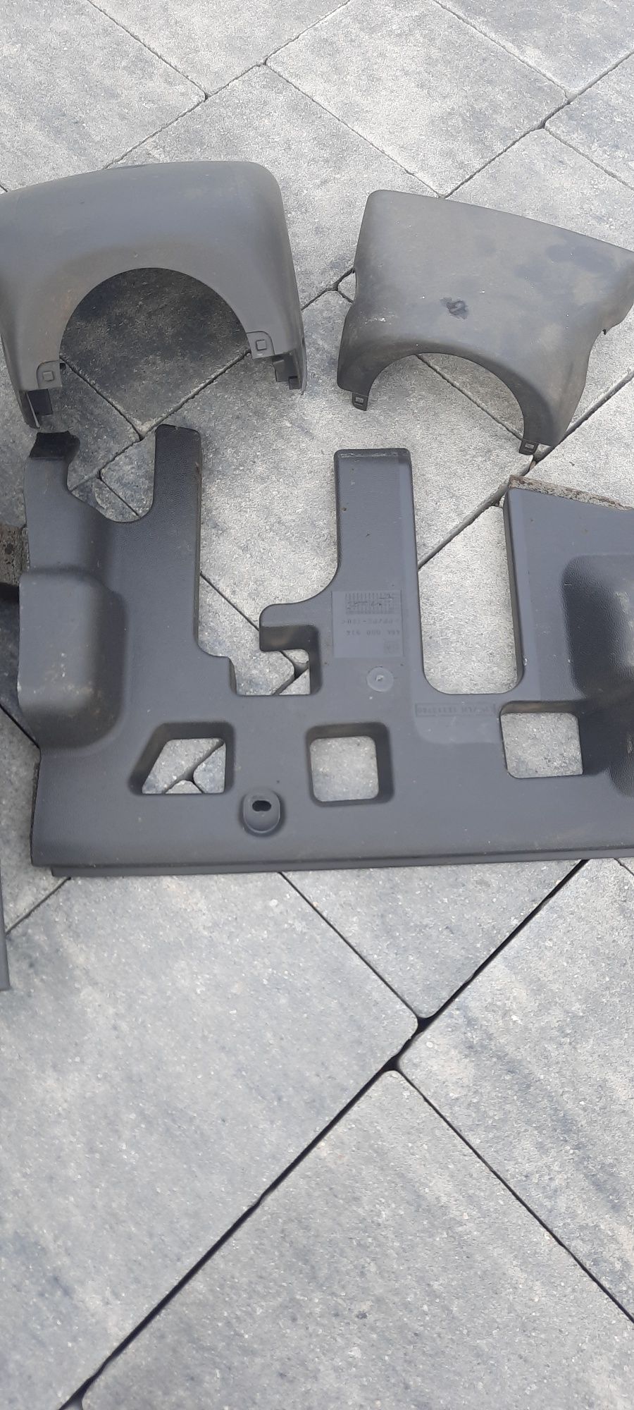 Opel meriva plastikowe osłonowy kierownicy.