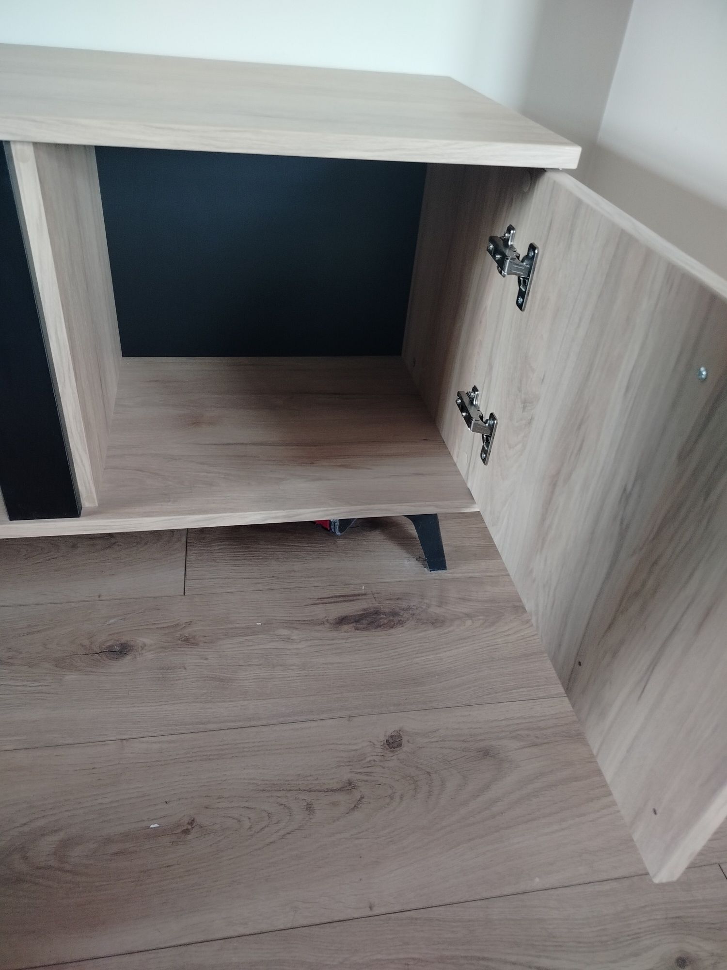 Szafka RTV pod telewizor