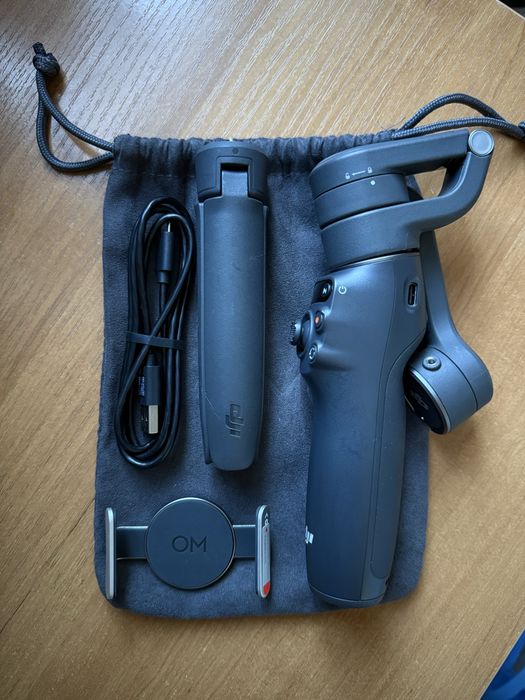 Монопод-стабілізатор DJI Osmo Mobile 6