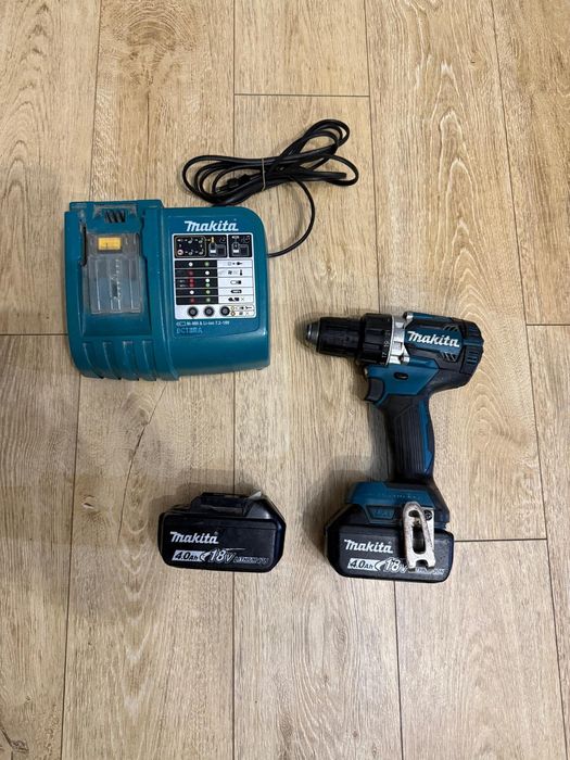 Wkrętarka MAKITA DDF484 + 2x Aku 4.0Ah, Ładowarka