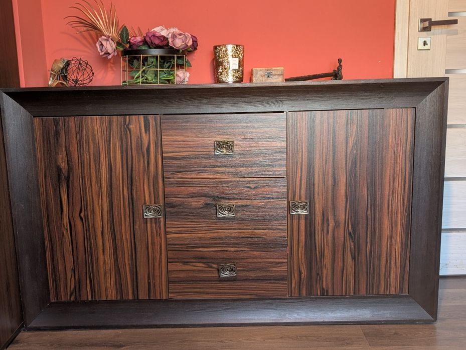 Komoda szafki nocne Vox visage ebony uchwyty róże