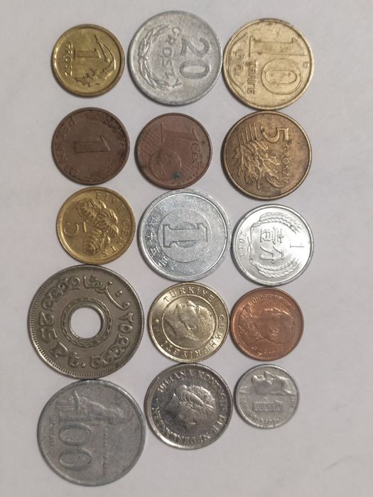 Продам монеты стран мира
