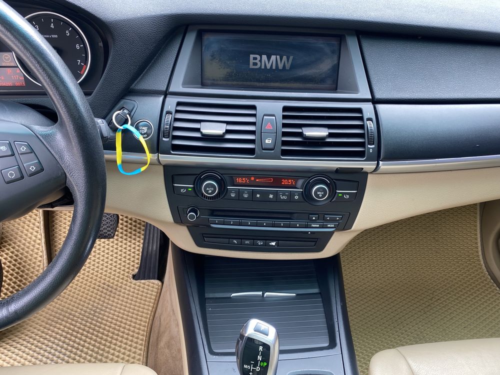 BMW X5 E70 Xdrive 3.0i
