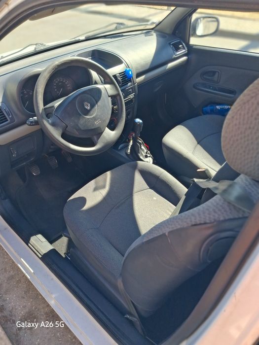 Clio 1.5 dci 3portas 5 lugares