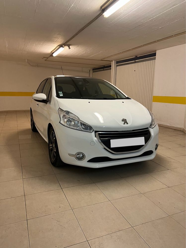 Peugeot 208 HDI Allure 63000km nacional