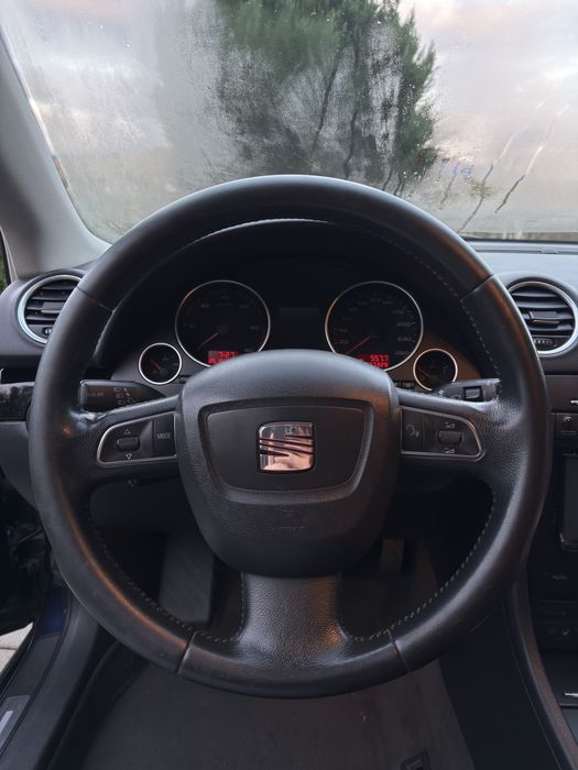 Seat Exeo Kombi 2.0 TDI 2009 – Nowe tarcze, klocki, 2 komplety kół