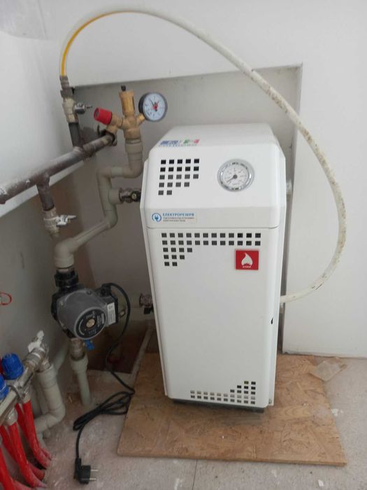 Газовий (парапетний)  котел  " Житомир _м" АОГВ _7 СМ