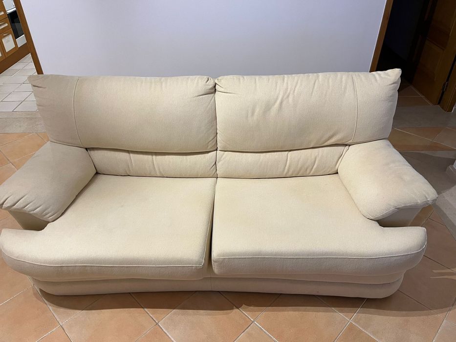 Sofá com cama usado