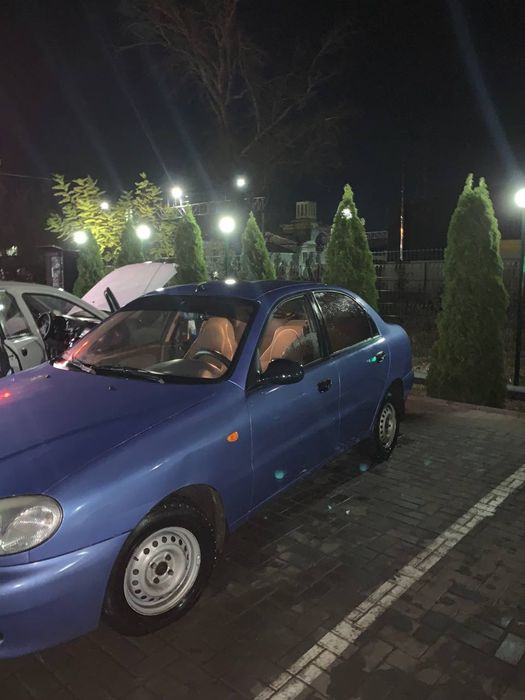 Продам машину sens 1.3