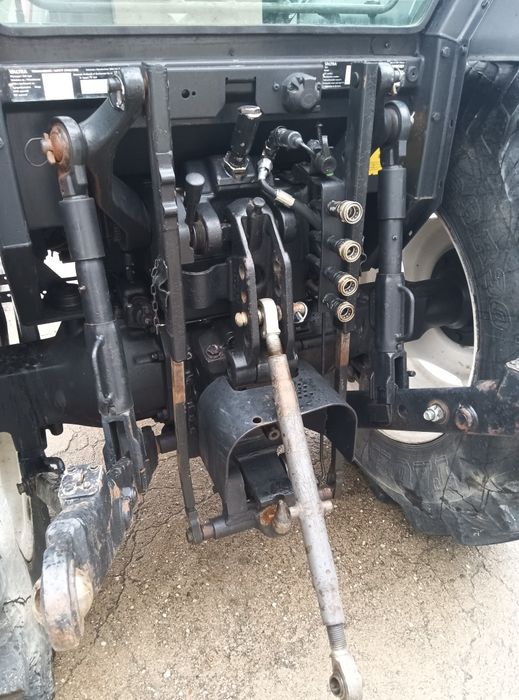 Vendo valtra A75 (2006)