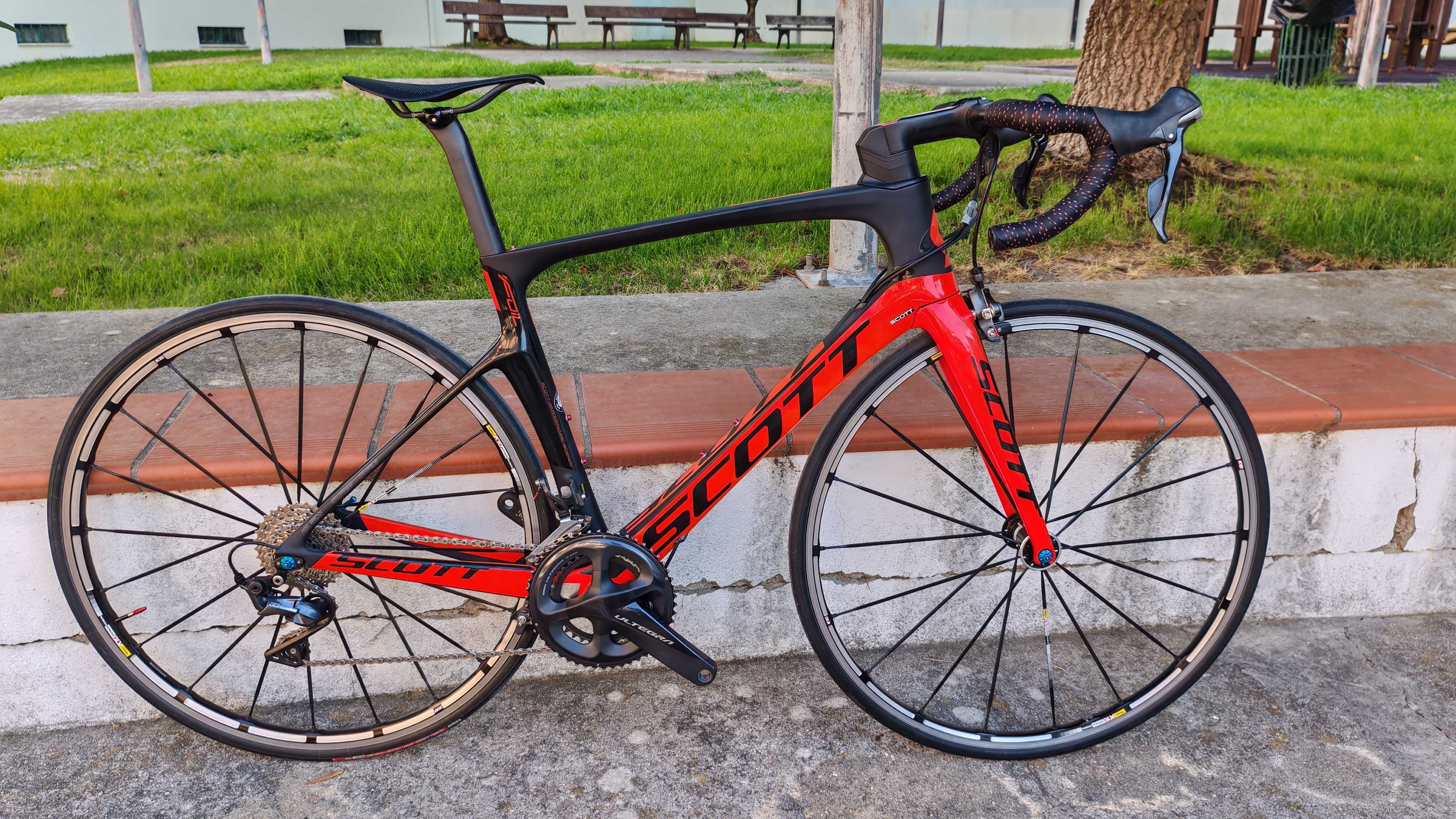 Scott Foil 20 com Mavic Ksyrium Yksion K10, Ultegra 11v (6.9 Kg)