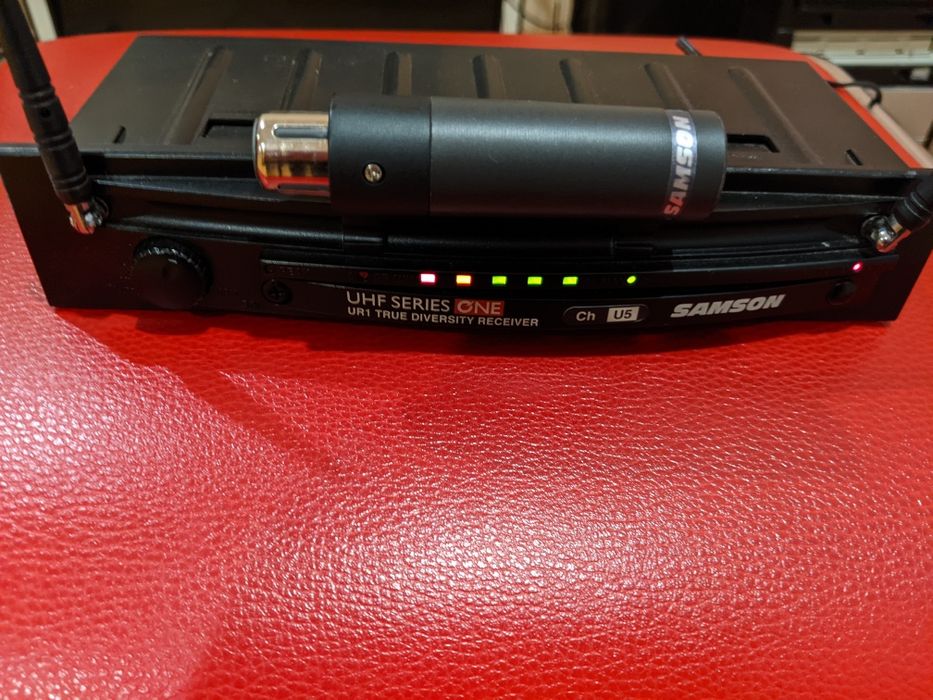 Samson AX1/UR1. Shure SM87.