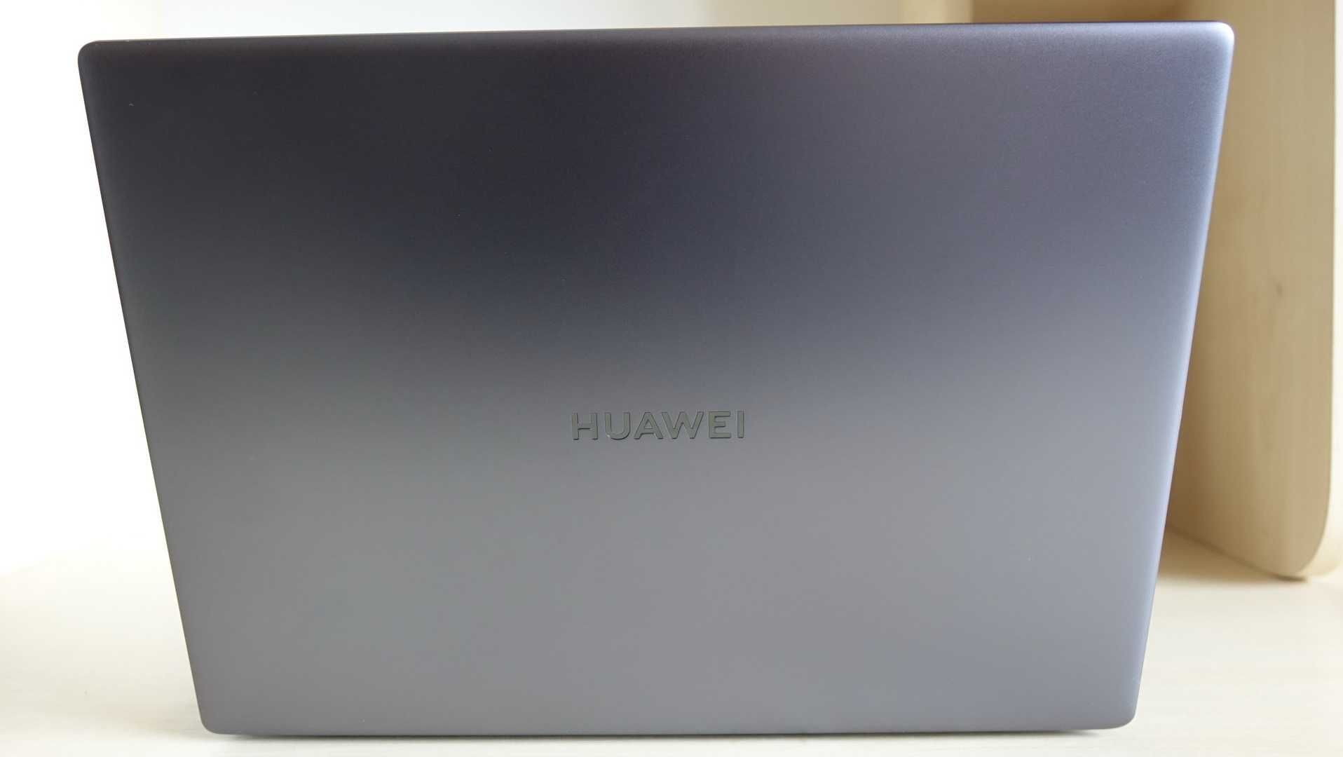HUAWEI MateBook 14/Ryzen 7 4800H 4.2GHz/8/512GB/37Циклов/Пробег 60ч