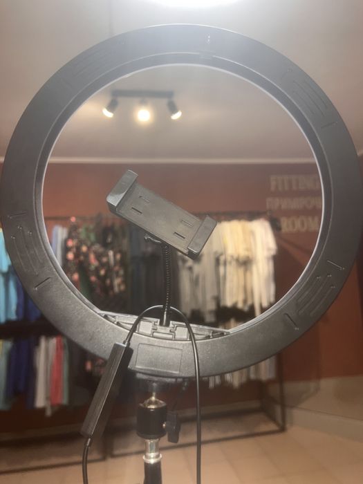 Кільцева лампа , led-лампа