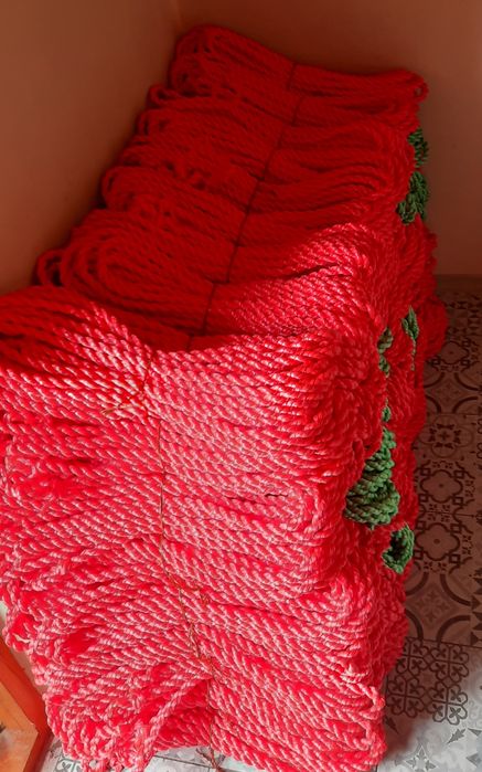 Powrozy linki sznurki uwiązy postronki do bydła zwierząt  koni żywca