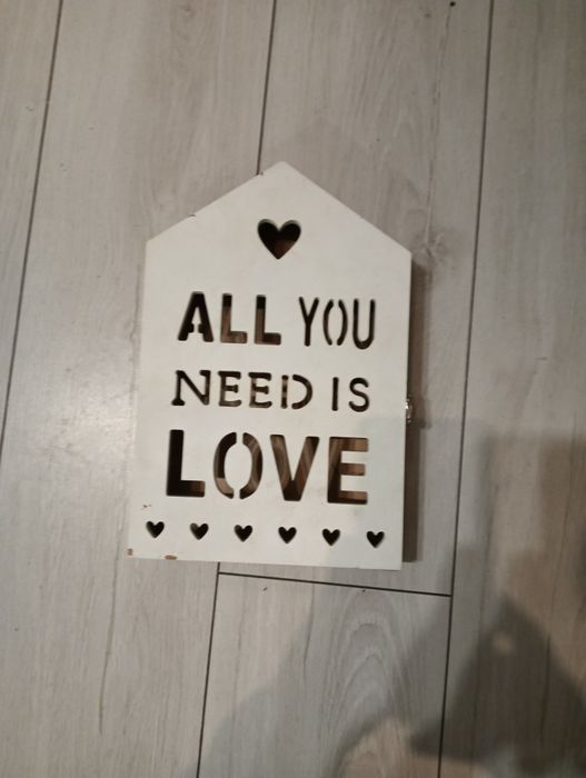 Drewniany Domek na klucze