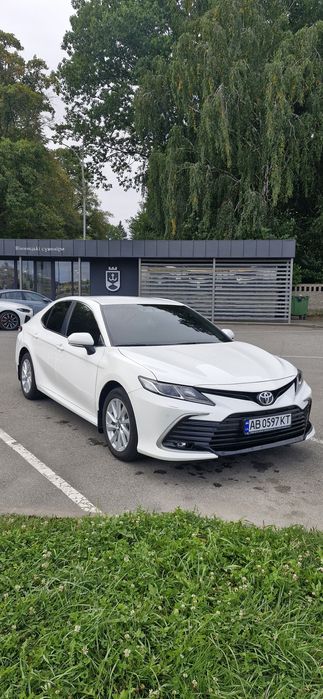 Продам Toyota Camri 70 офіційний