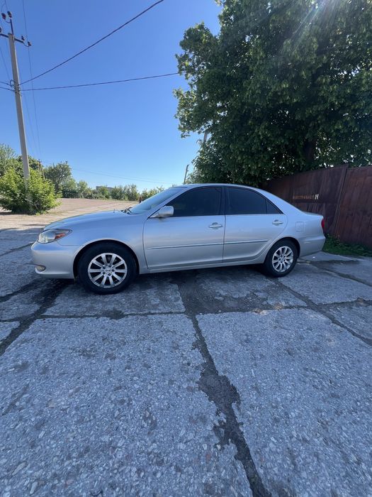 Toyota Camry 3.0 2003рік