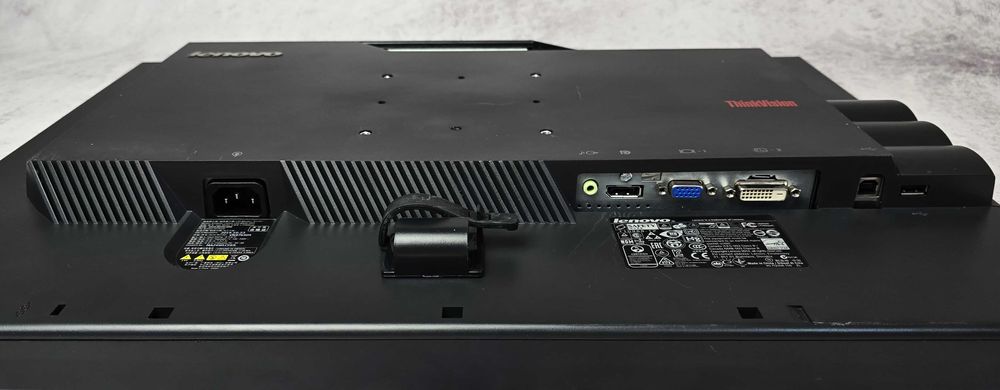 Монітор 24" Lenovo lt2452pwC 1920х1200 16:10 E-IPS LED є кількість