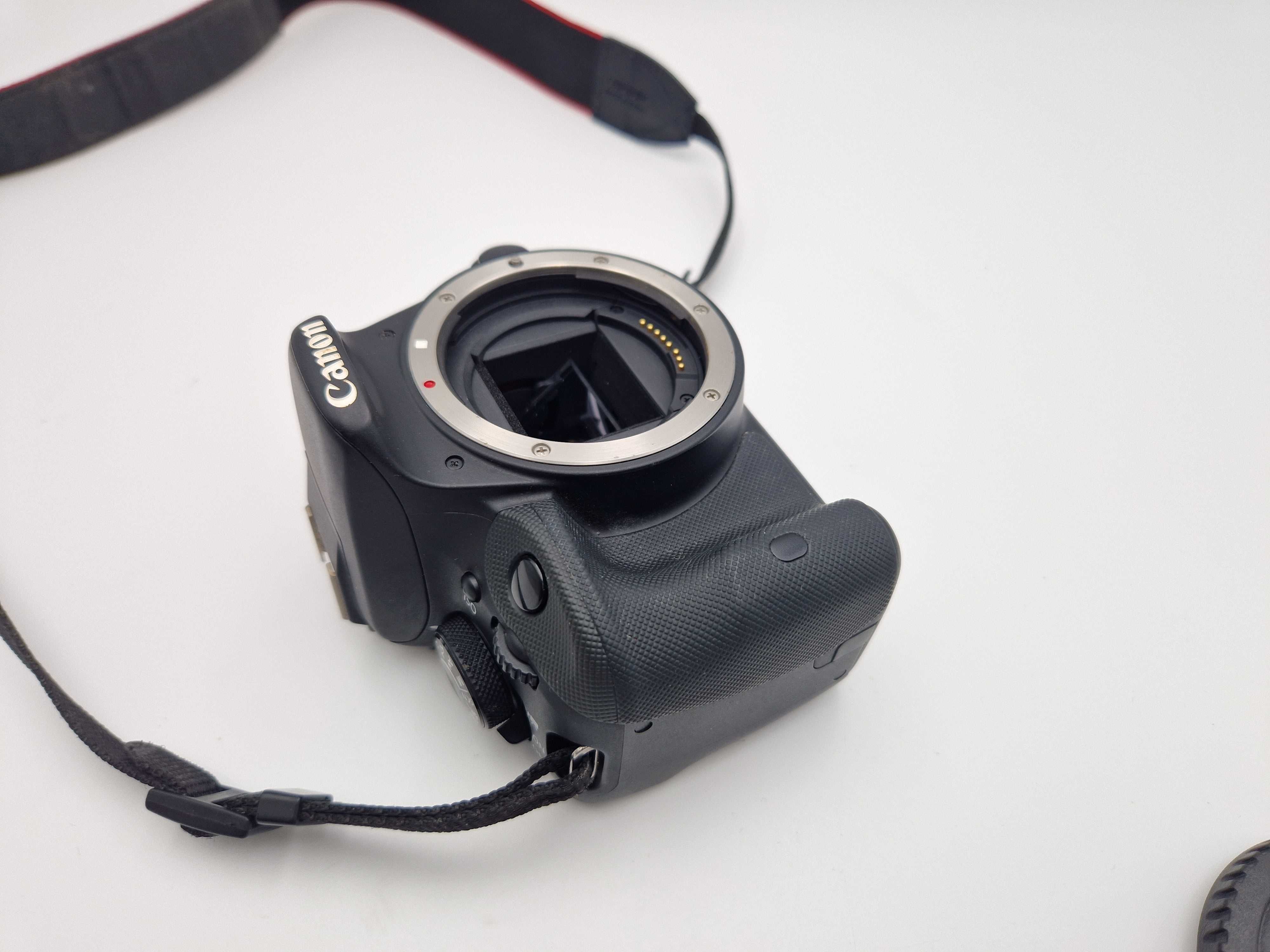 .Aparat Canon 100D - 16GB - 10 tys. zdjęć - bdb stan