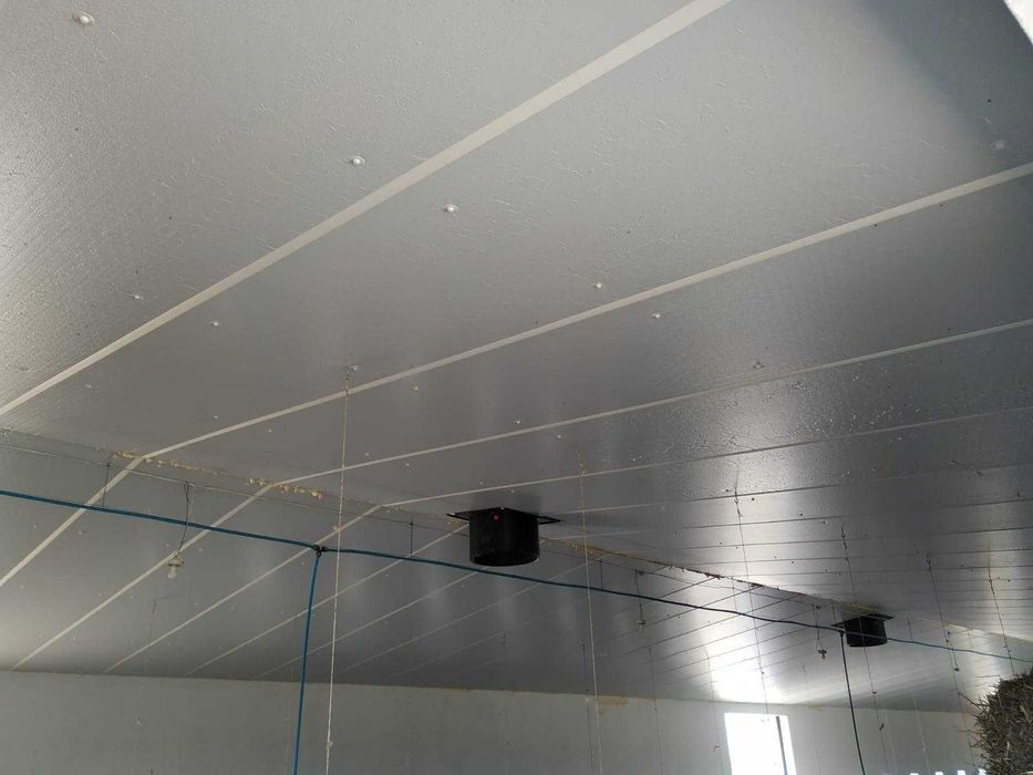 Płyta PIR AGRO AL 40mm 120x240cm na pióro-wpust - budynki inwentarskie