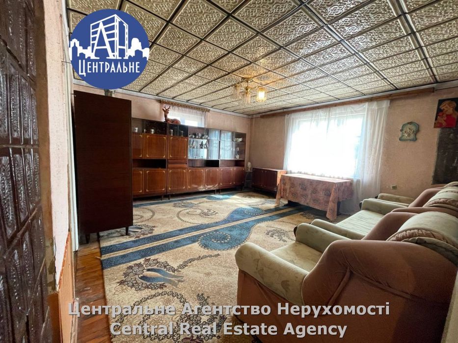 Будинок в мальовничому місці неподалік міста Чернівці