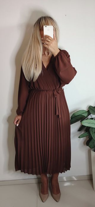 Sukienka plus size 4xl 3xl wyszczuplając