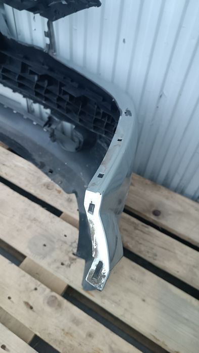 Vendo parachoque de frente Renault Megane 2 ano 2002/08