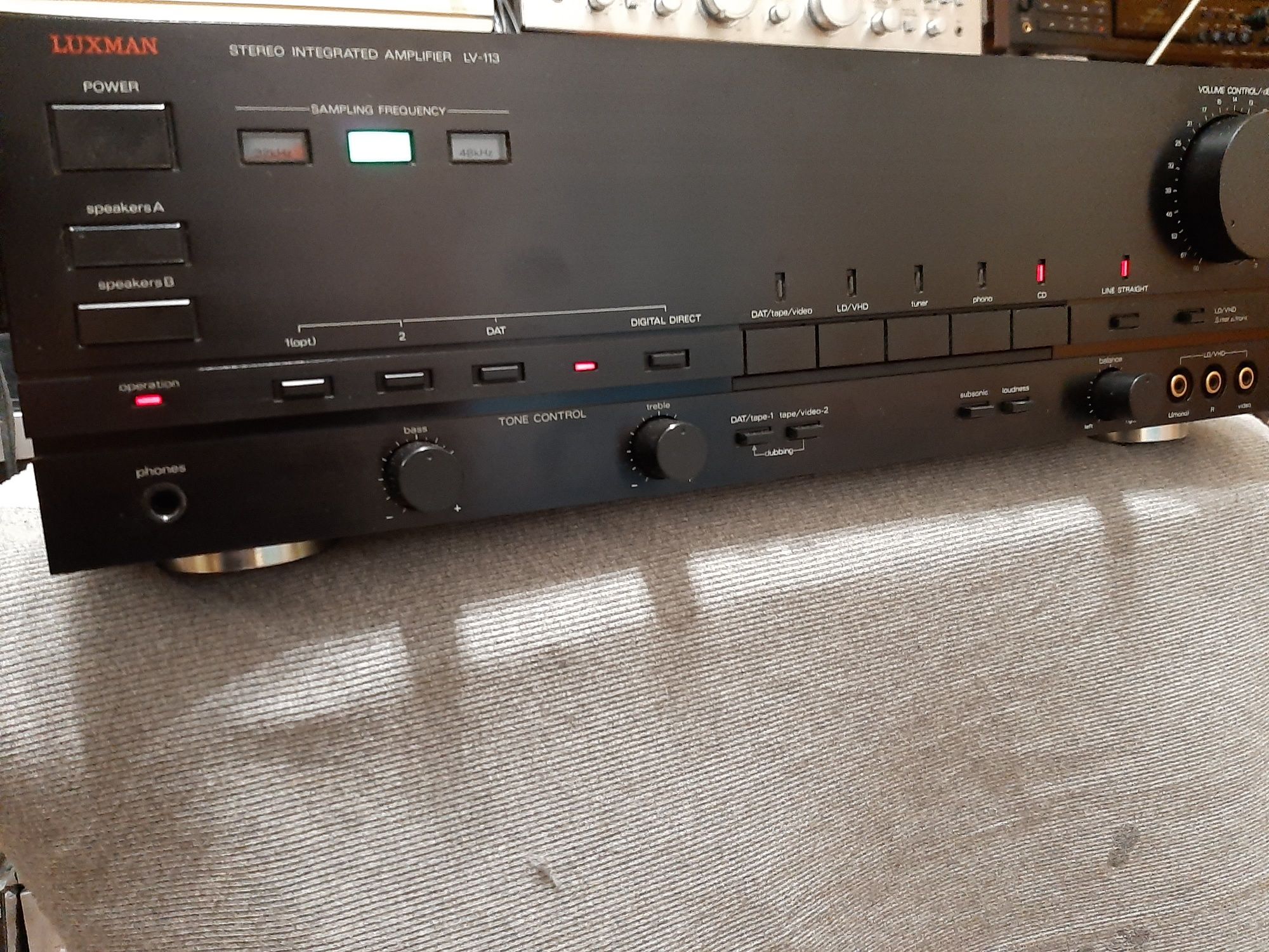 LUXMAN LV 113 amplificador integrado stereo