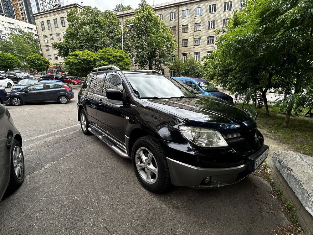 Продаж Mitsubishi Outlander 1 нормальний стан