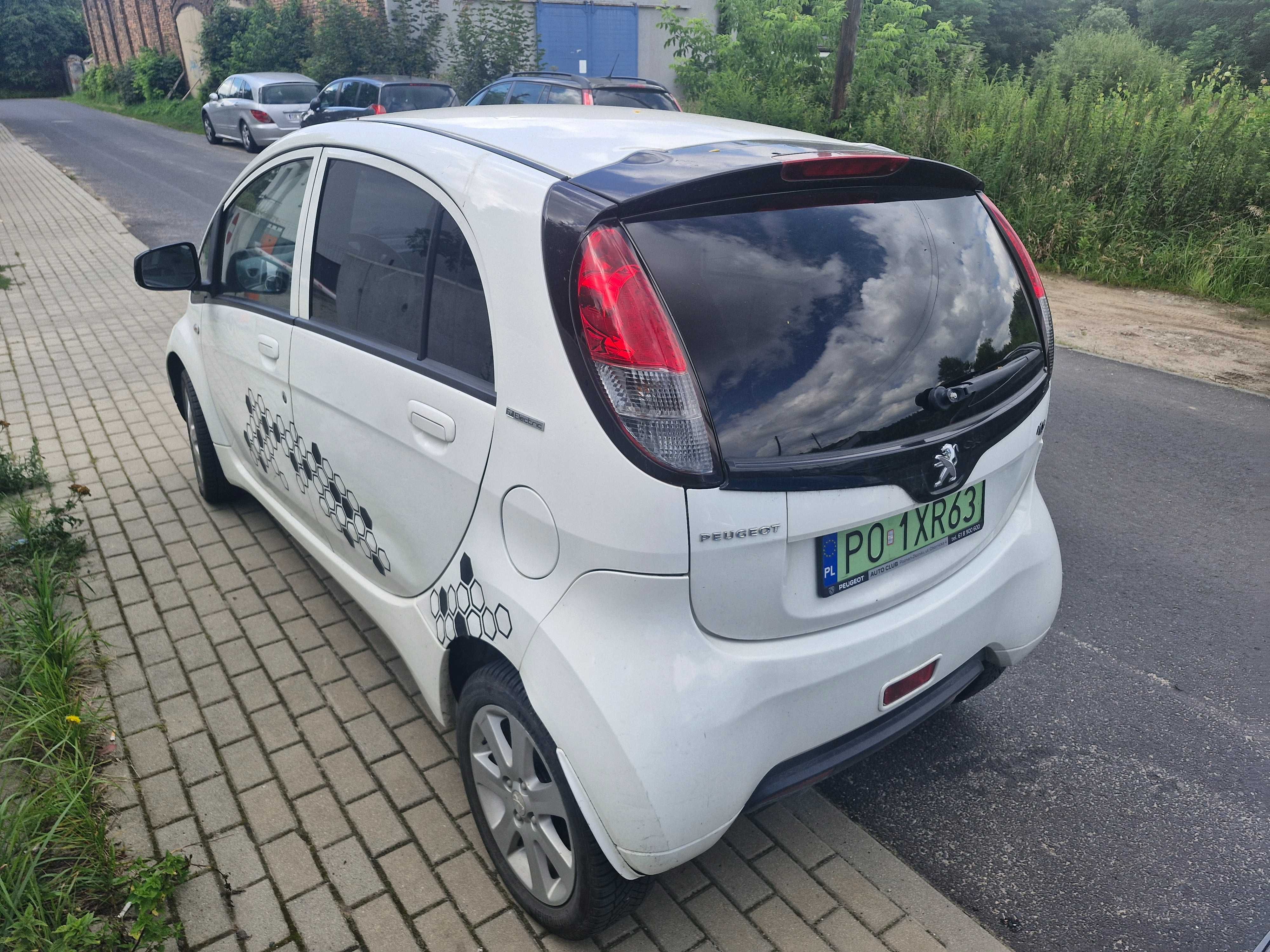 Sprzedam peugota ion automat klimatronik elektryk