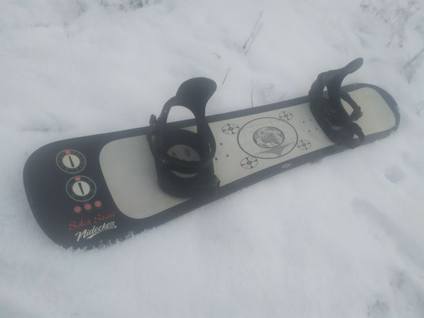 Deska snowboardowa NIDECKER Solid State 145 cm ITALY