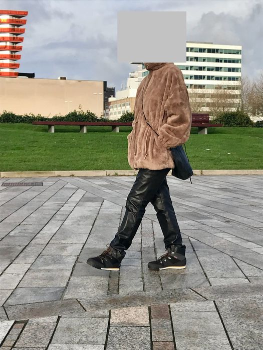 Продам искусственную шубку,под стриженную норочку