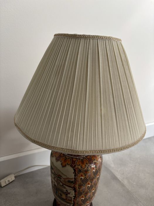 Lampka ceramiczna porcelanowa z ręcznie malowanym chińskim wzorem