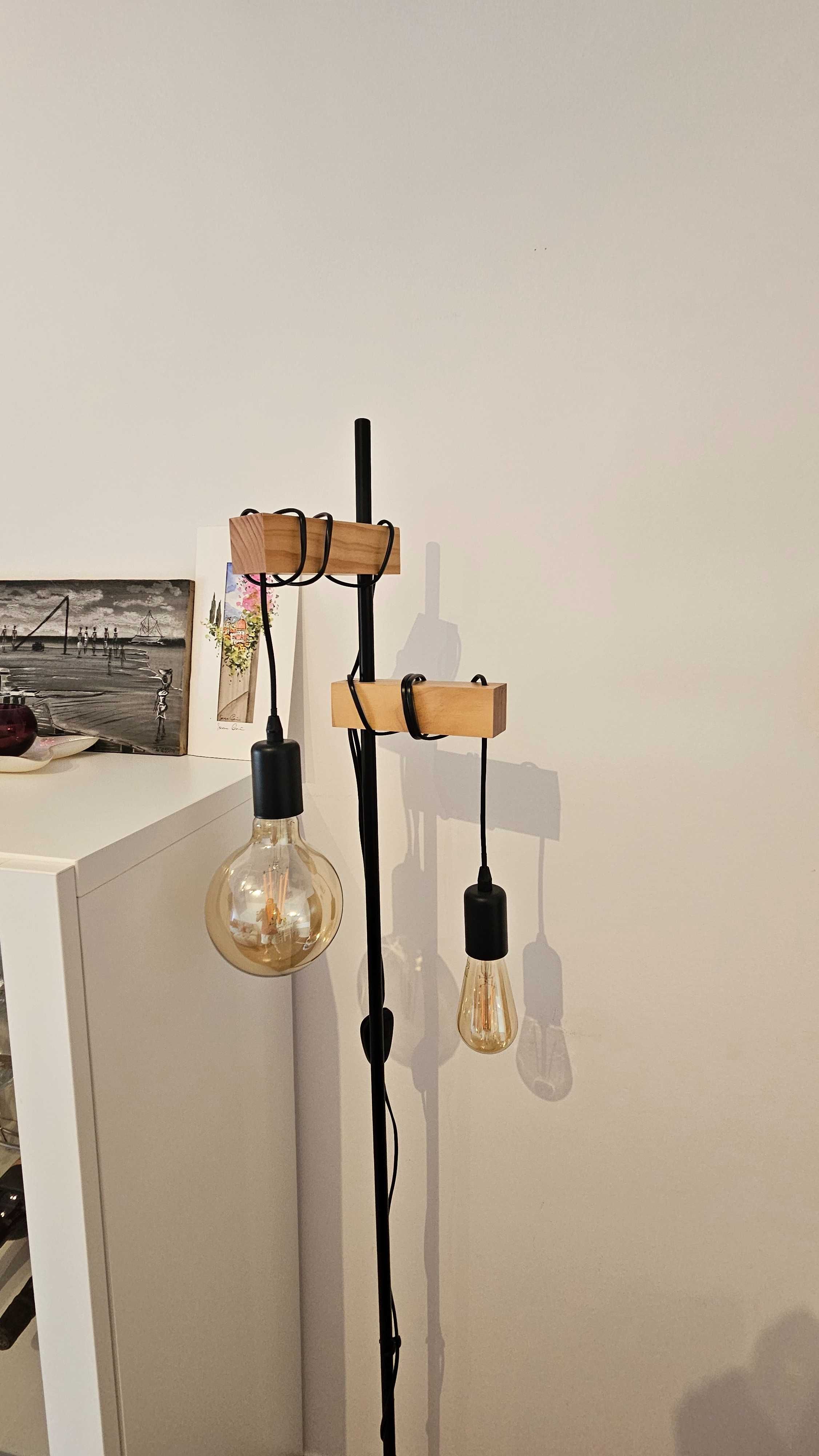 candeeiro design amadeirado