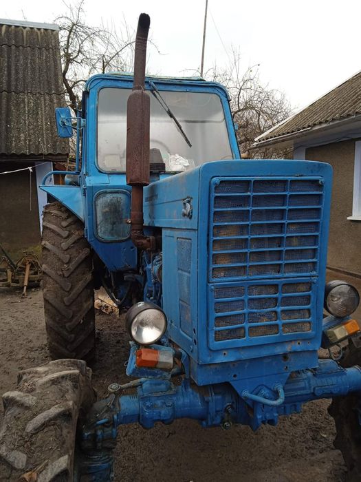 Продам трактор, та комплектуючі