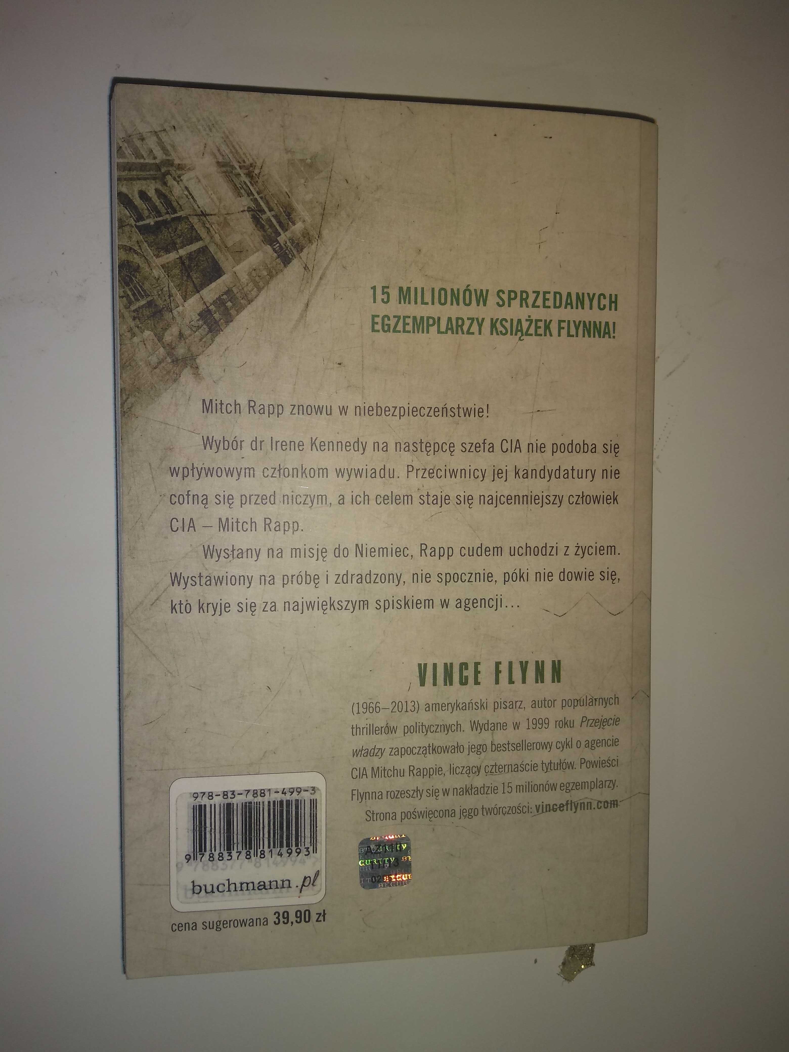 Dobra książka - Trzecia opcja Vince Flynn (P7)