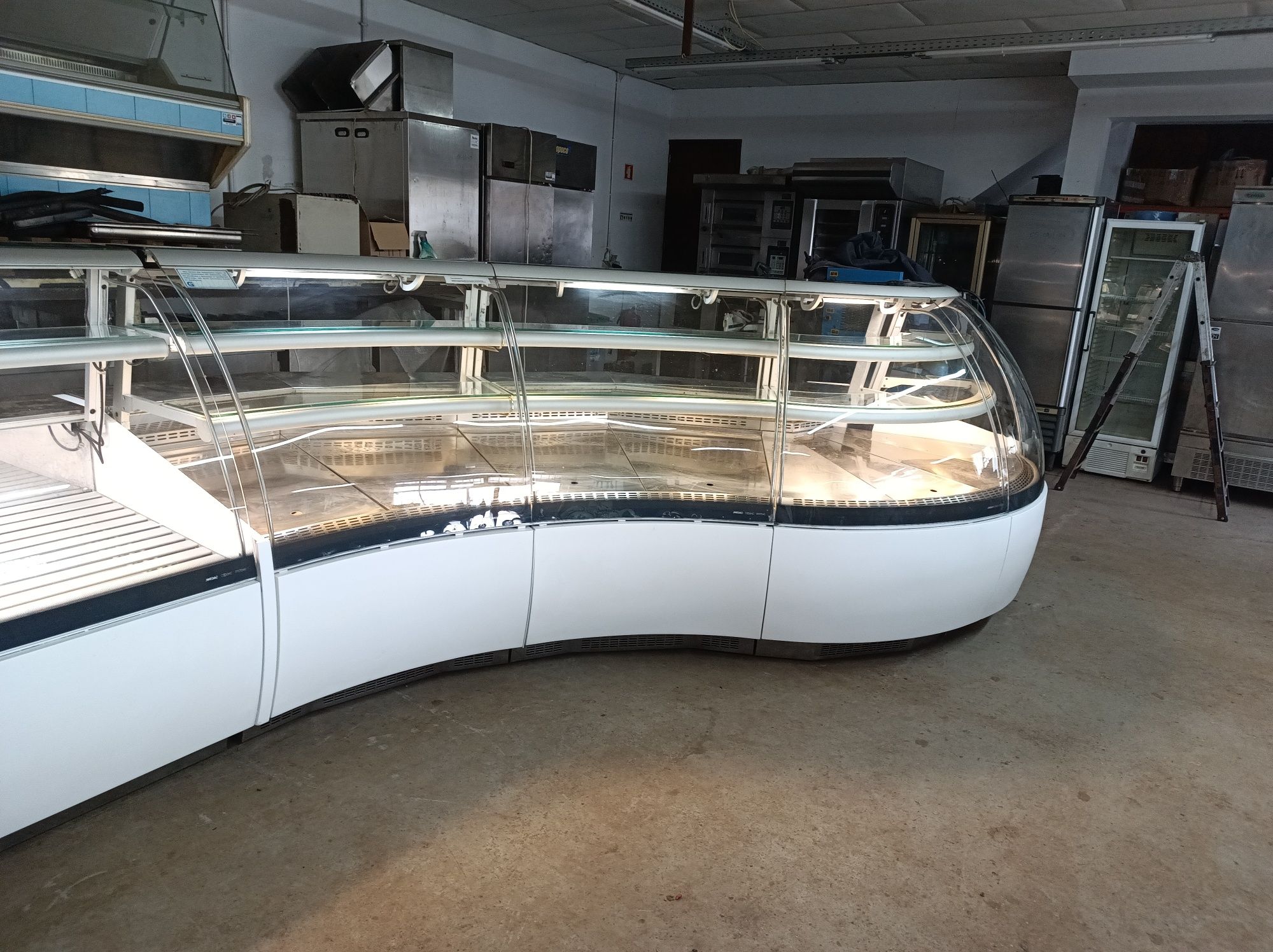 Vitrine expositor de pastelaria refrigerada