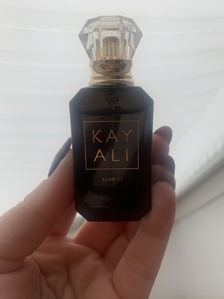 Huda Beauty Kayali Elixir 11