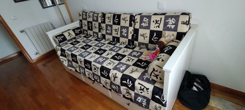 Cama dupla Ikea Hemnes