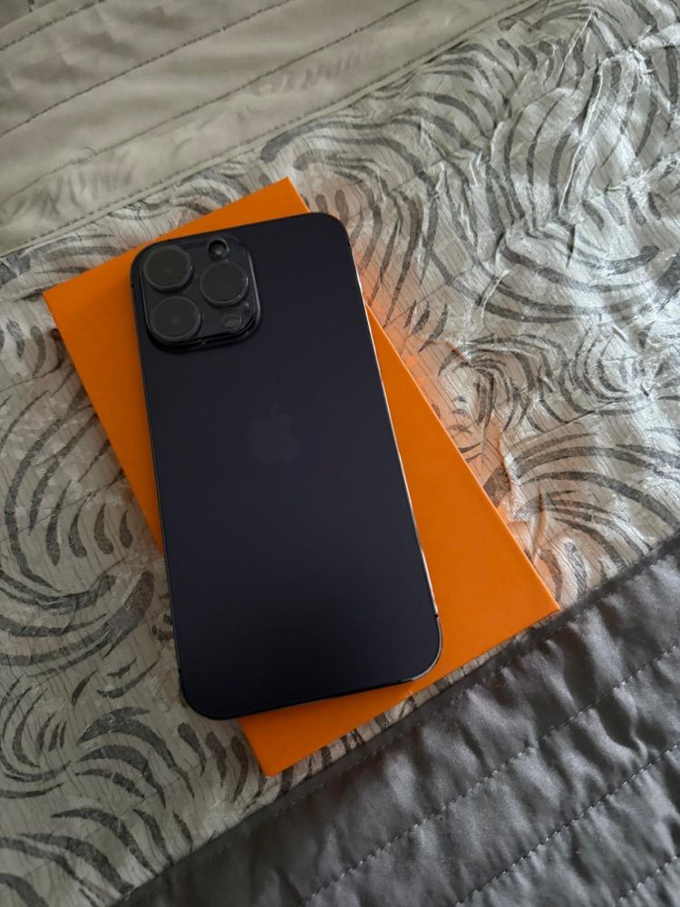 Troco iphone 14 pro max livre 128gigas