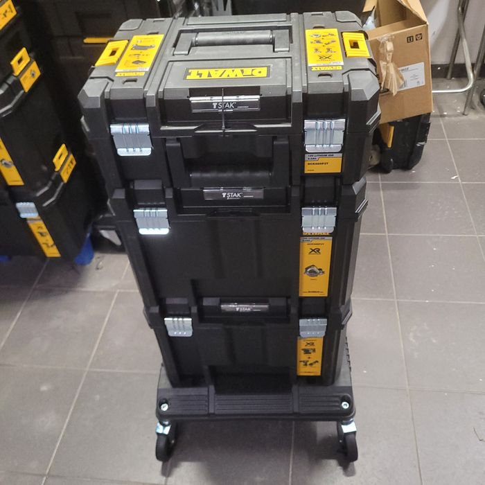 Zestaw skrzynek z wózkiem dewalt  tstak