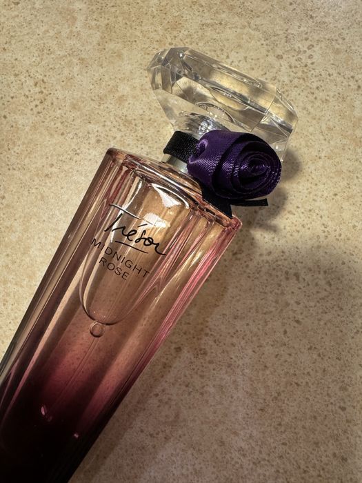 Нові парфуми жіночі Lancome Tresor midnight rose