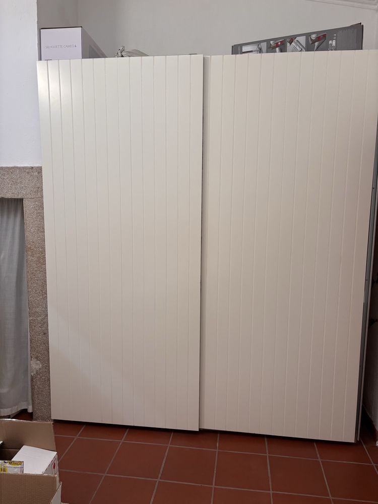 Roupeiro ikea com portas de correr