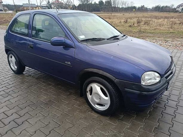 Corsa 1.4 B Automat Super Stan jak na swoje lata  długie opłaty