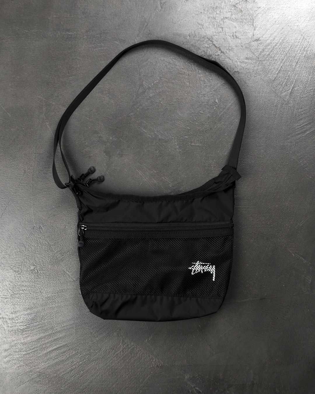 Сумка STUSSY Lightweight Shoulder Bag Black