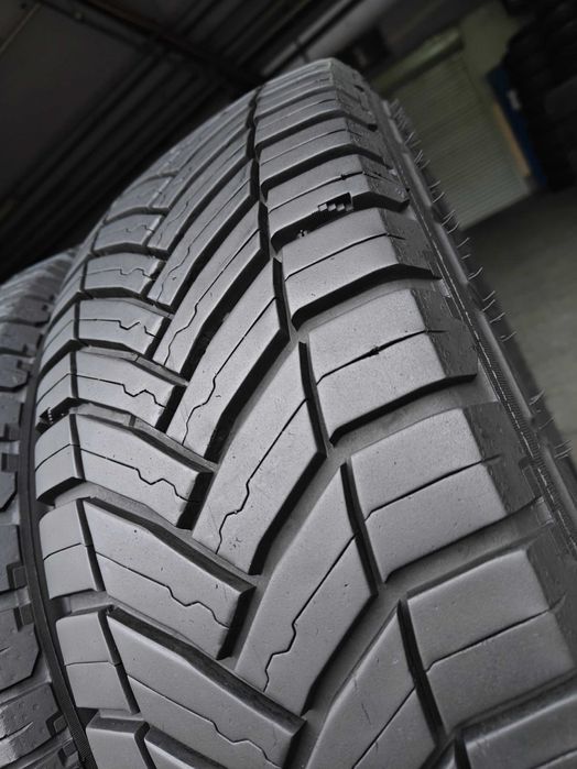 R16 215 65C всесезонні шини на бус Michelin Agilis CrossClimate 24р