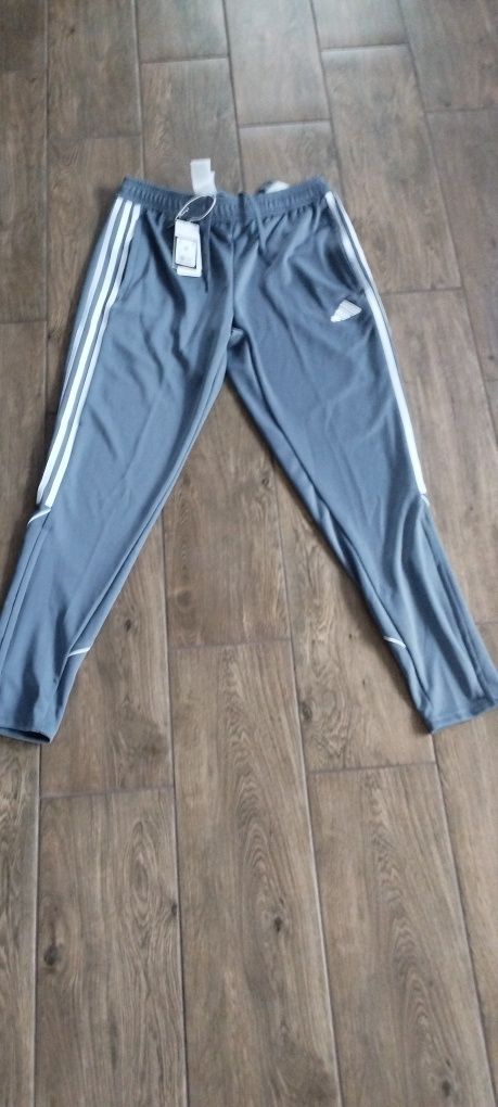 Sprzedam spodnie  adidas